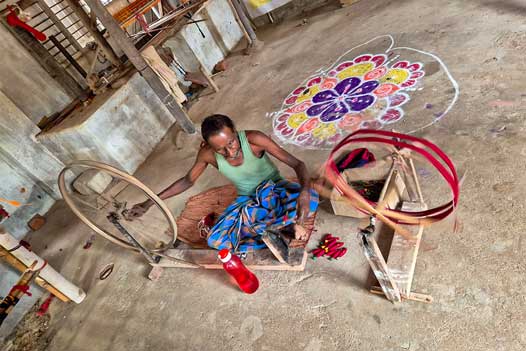 Attngudi Tiles and Chettinad Weaver