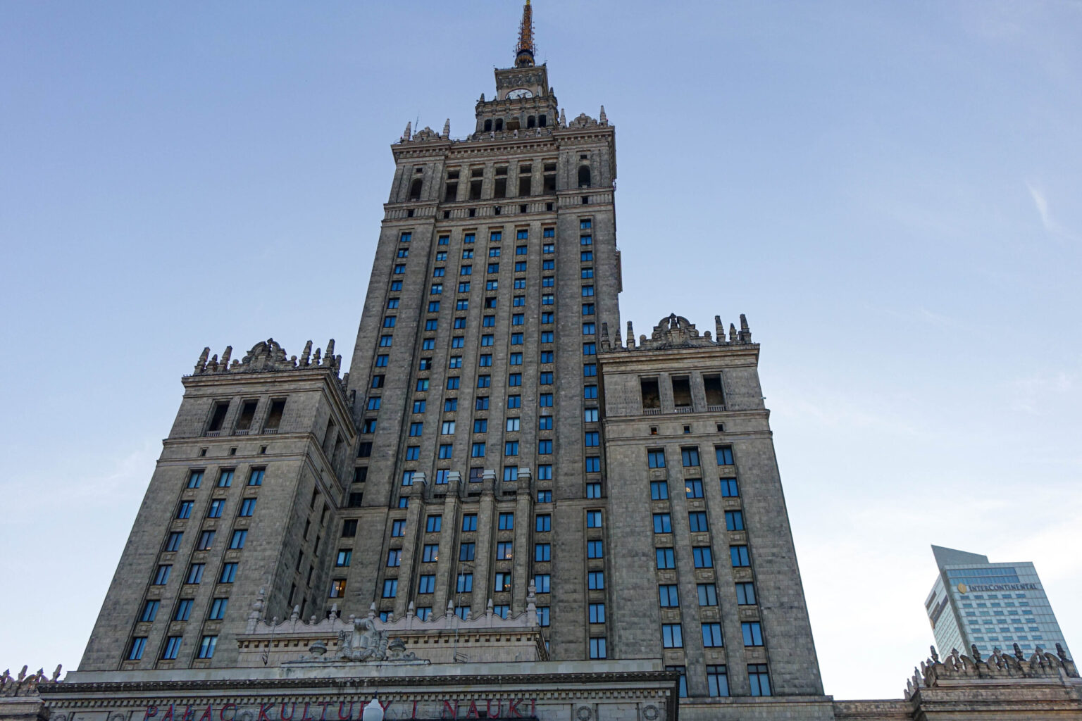 Warsaw-9-of-10-scaled-2-1536x1024